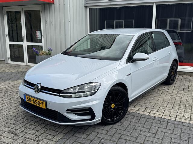 Volkswagen GOLF | R-LINE | STL.VERW/MASS. | CRUISE | CARPLAY | NAP |