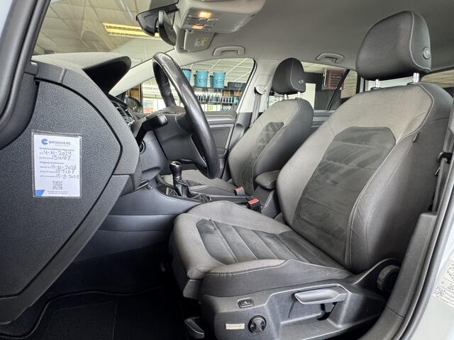 Volkswagen GOLF | R-LINE | STL.VERW/MASS. | CRUISE | CARPLAY | NAP |