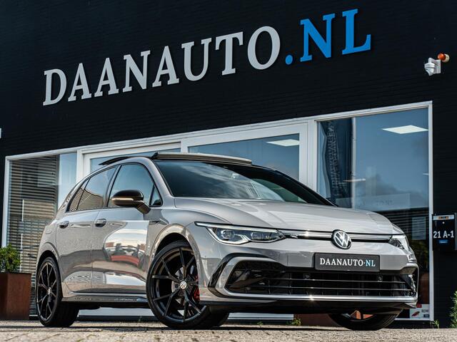 Volkswagen GOLF 1.5 eTSI R-Line Business+ Pano Keyless