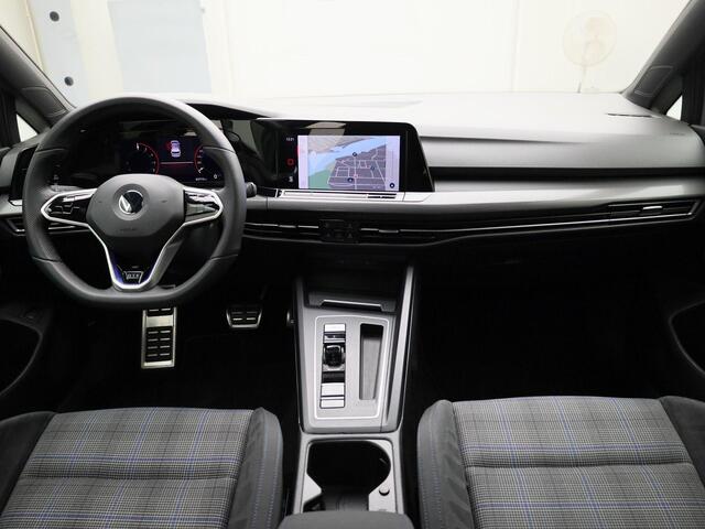 Volkswagen GOLF 1.4/245PK GTE Panoramadak · Navigatie · Camera + Parkeersensoren ·