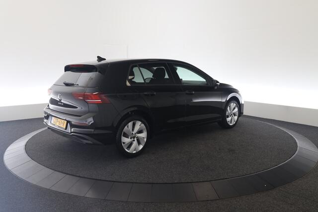 Volkswagen GOLF 1.5 TSI Life Edition