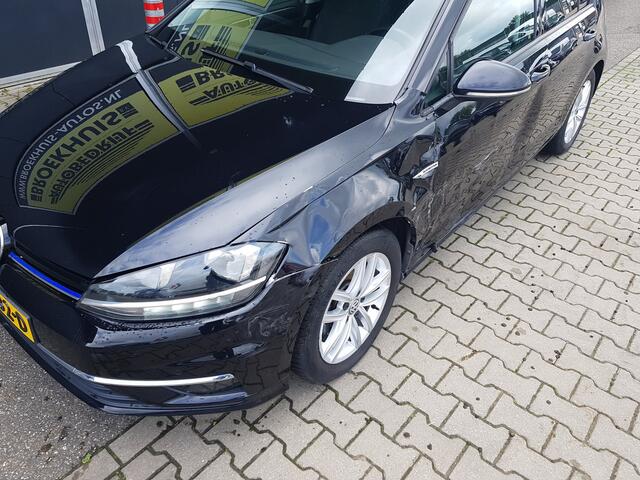 Volkswagen GOLF 1.5 TSI Comfortline