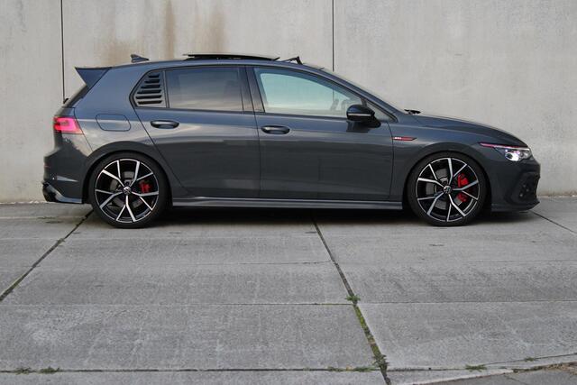 Volkswagen GOLF 2.0 TSI GTI / LED V + A / HARMAN KARDON / SCHUIFDAK