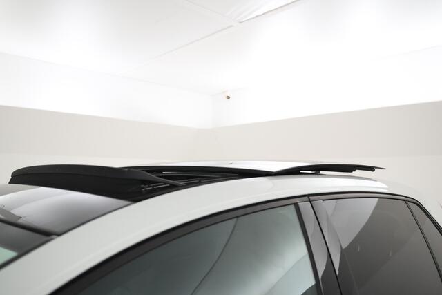 Volkswagen GOLF 1.4 eHybrid GTE Panorama, Apple carplay, 18Inch.