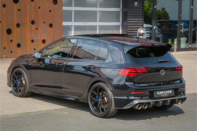 Volkswagen GOLF 2.0 TSI R 4Motion | IQ.DRIVE | PANO | PERFORMANCE |