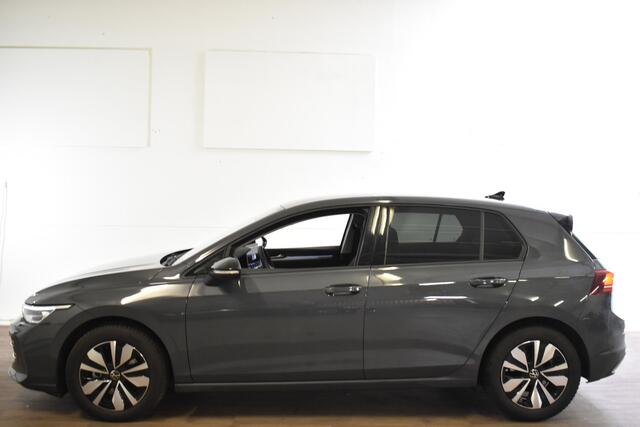 Volkswagen GOLF 1.5 TSI LIFE VIRTUAL/NAVI/TREKHAAK ***