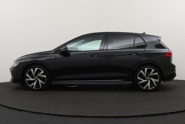 Volkswagen GOLF 1.5 eTSI R-Line Trekhaak Harman/Kardon Camera 18' LMV