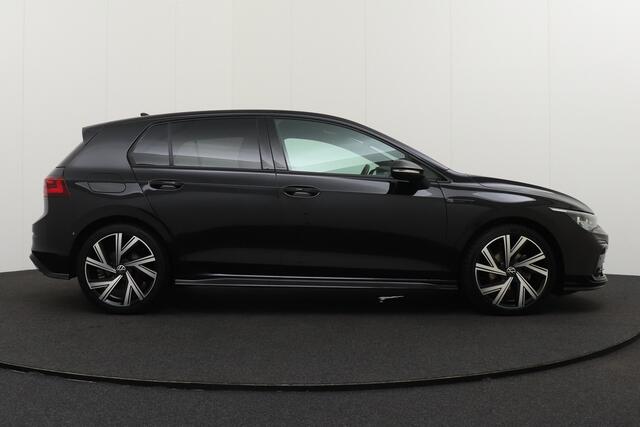 Volkswagen GOLF 1.5 eTSI R-Line Trekhaak Harman/Kardon Camera 18' LMV