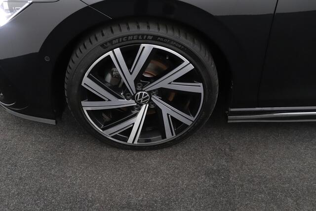 Volkswagen GOLF 1.5 eTSI R-Line Trekhaak Harman/Kardon Camera 18' LMV
