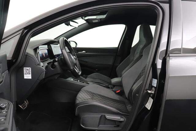 Volkswagen GOLF 1.5 eTSI R-Line Trekhaak Harman/Kardon Camera 18' LMV