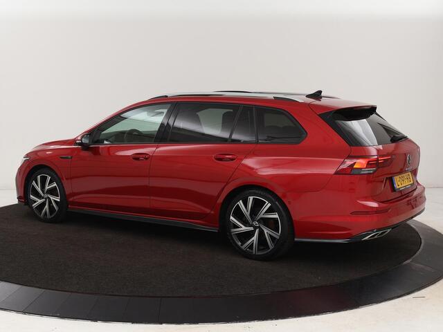 Volkswagen GOLF 1.5 eTSI R-Line | Panoramadak | Camera | Keyless | Adaptive cruise | Sfeerverlichting | Carplay | Sportstoelen | Park Assist | Navigatie | Dodehoek detectie | Full LED