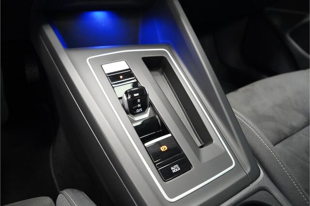 Volkswagen GOLF 1.4 eHybrid Style/Panodak/Trekhaak/Matrixled