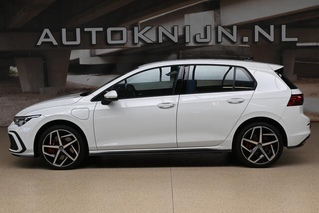 Volkswagen GOLF 1.4 eHybrid 245pk GTE | LED | Stoel & Stuur verwarming | Trekhaak | 100% (Dealer) onderhouden label