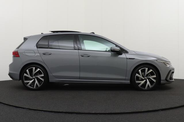 Volkswagen GOLF 1.5 150PK eTSI R-Line Pano-dak Adap. Cruise Camera