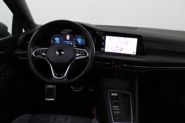 Volkswagen GOLF 1.5 150PK eTSI R-Line Pano-dak Adap. Cruise Camera