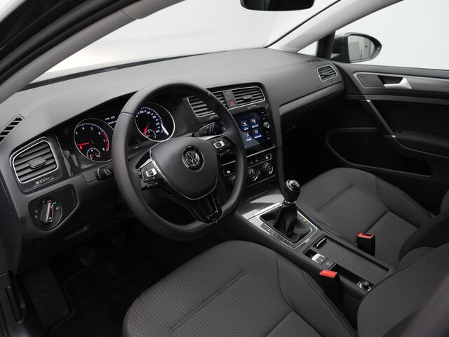 Volkswagen GOLF 1.0 TSI 110 pk Comfortline | Navigatie | Parkeersensoren voor/achter | Adaptive Cruise