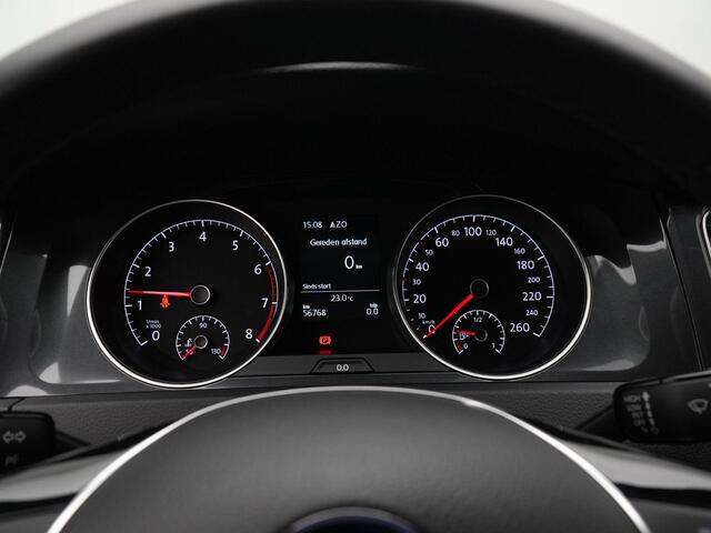 Volkswagen GOLF 1.0 TSI 110 pk Comfortline | Navigatie | Parkeersensoren voor/achter | Adaptive Cruise