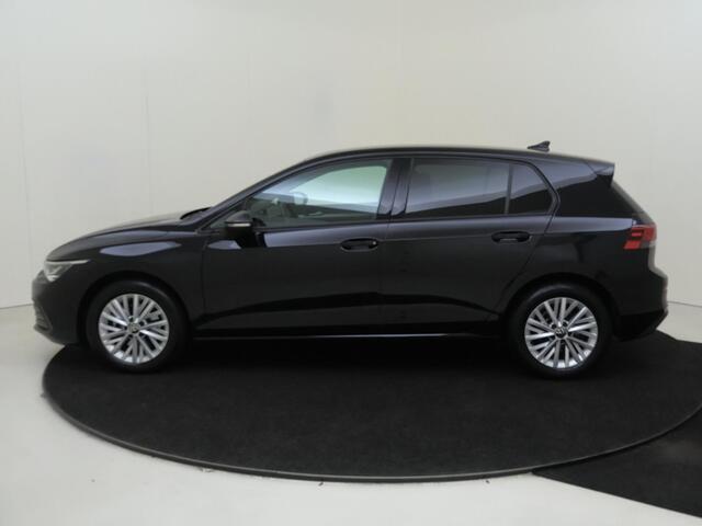 Volkswagen GOLF 1.0 TSI Life | Achteruitrijcamera | Navigatie | Adaptieve cruise control | CarPlay | Sfeerverlichting | Draadloze telefoonlader |