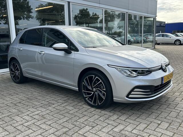 Volkswagen GOLF 1.0 TSI Life 50% deal 8.975,- ACTIE Virtual / Navi / Carplay / Cruise / Clima / Nieuw Model!