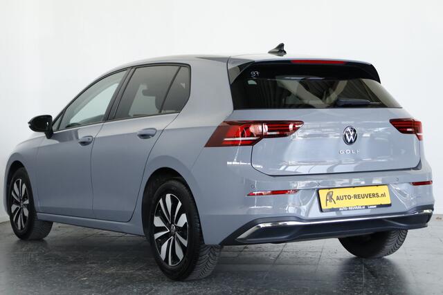 Volkswagen GOLF 1.5 TSI Goal / Navi / Travel assist / Carplay / DAB / LED