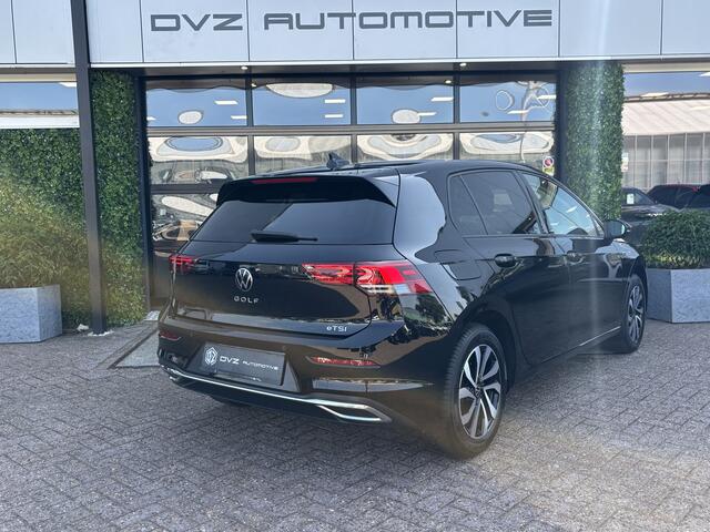 Volkswagen GOLF 1.0 eTSI DSG Active | Drive Assist | Ambient | Carplay