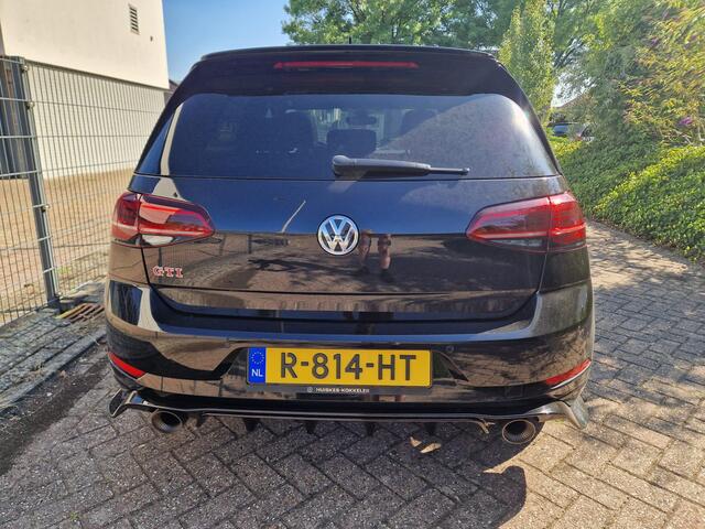 Volkswagen GOLF 2.0 TSI GTI TCR