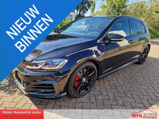 volkswagen-golf-2.0-tsi-gti-tcr