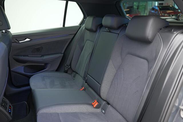 Volkswagen GOLF 1.5 eTSI Style |Pano|Massage|IQ|360cam|