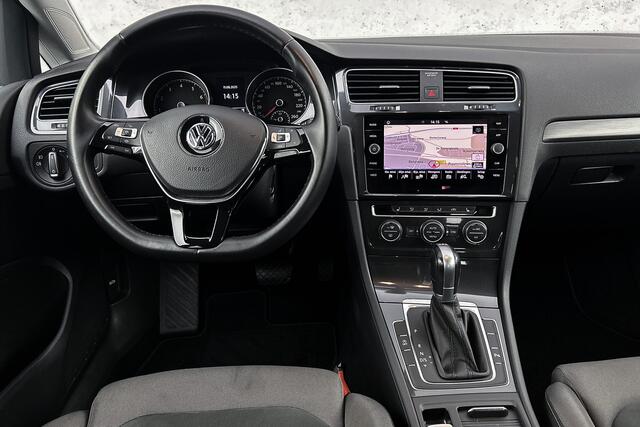 Volkswagen GOLF 1.5 TSI Comfortline Business | Camera | Apple Carplay | Adaptieve cruise control