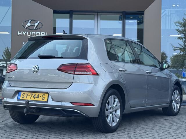Volkswagen GOLF 1.0 TSI Comfortline 110pk | Navigatie | Trekhaak