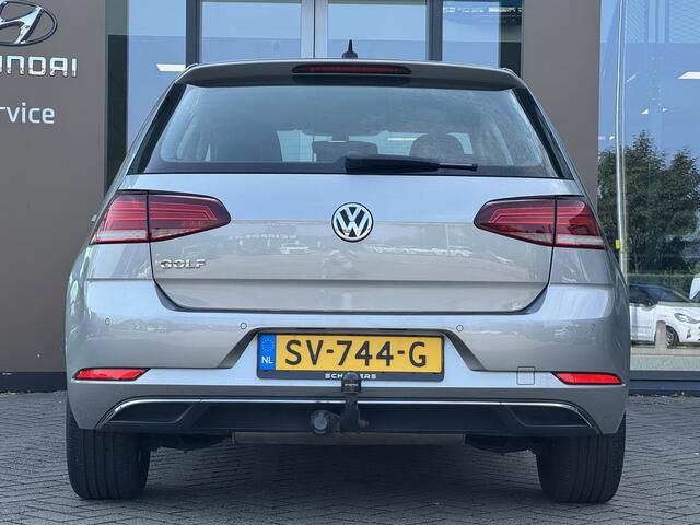 Volkswagen GOLF 1.0 TSI Comfortline 110pk | Navigatie | Trekhaak