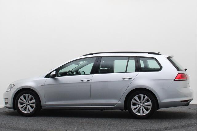 Volkswagen GOLF Variant 1.0 TSI DSG Comfortline Climate, Cruise, Navigatie, Bluetooth, Apple Carplay, PDC, DAB, 16''