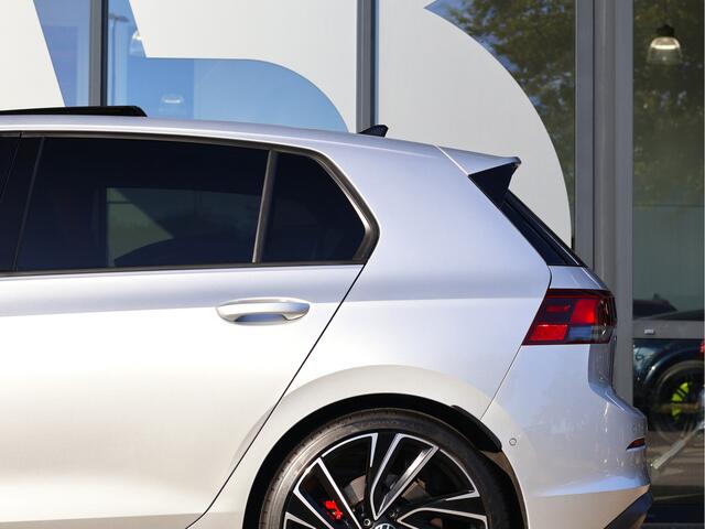 Volkswagen GOLF 2.0 TSI GTI 245PK | Pano | ACC | Harman | Winter | Keyless |