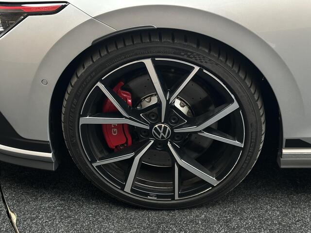 Volkswagen GOLF 2.0 TSI GTI Clubsport Panorama IQ Virtual Downpipe