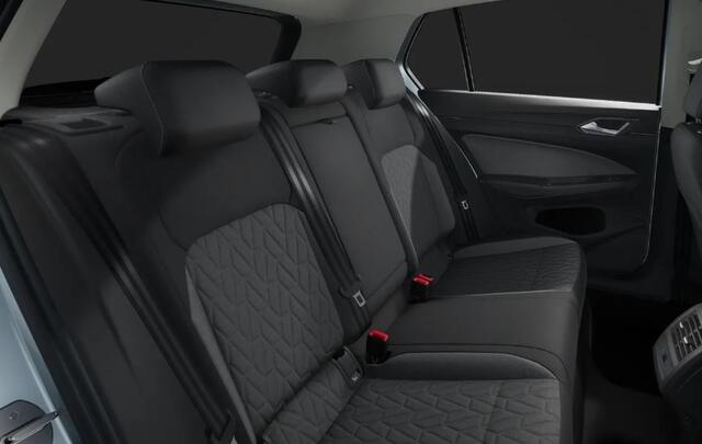 Volkswagen GOLF 1.5 eHybrid Life Edition