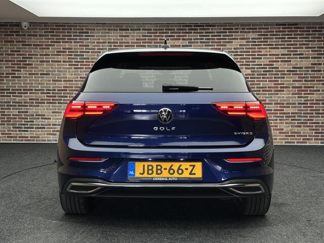 Volkswagen GOLF 1.4 eHybrid Style | IQ Light| Memory| CarPlay| Sfeer|