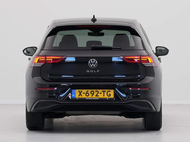 Volkswagen GOLF 1.0 TSI Life Business Navigatie Memory Massagestoel Parkeersensonren 24