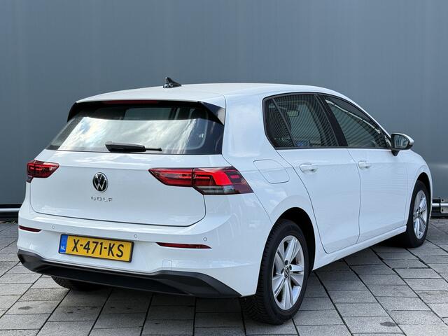Volkswagen GOLF BWJ 2023 | 1.5TSI 131PK Life Bus AUTOMAAT | CLIMA | NAVI | PDC | CRUISE | CAMERA A | STOELVERW |