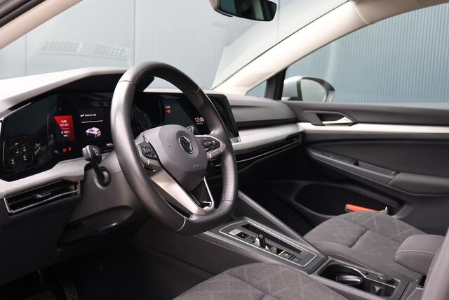 Volkswagen GOLF 1.0 eTSI Life Automaat | Virtual Cockpit | Carplay | LED | Adaptive Cruise | Moonstone Grey | Sfeerverlichting