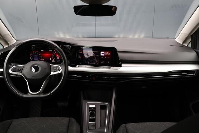 Volkswagen GOLF 1.0 eTSI Life Automaat | Virtual Cockpit | Carplay | LED | Adaptive Cruise | Moonstone Grey | Sfeerverlichting