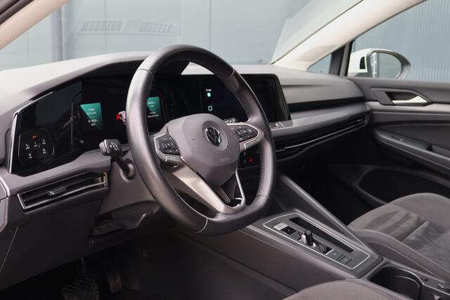 Volkswagen GOLF 1.5 eTSI 150pk Style Automaat | Stoelverwarming | Virtual Cockpit | LED | ACC | Velours
