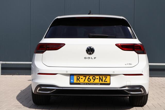 Volkswagen GOLF 1.5 eTSI 150pk Style Automaat | Stoelverwarming | Virtual Cockpit | LED | ACC | Velours