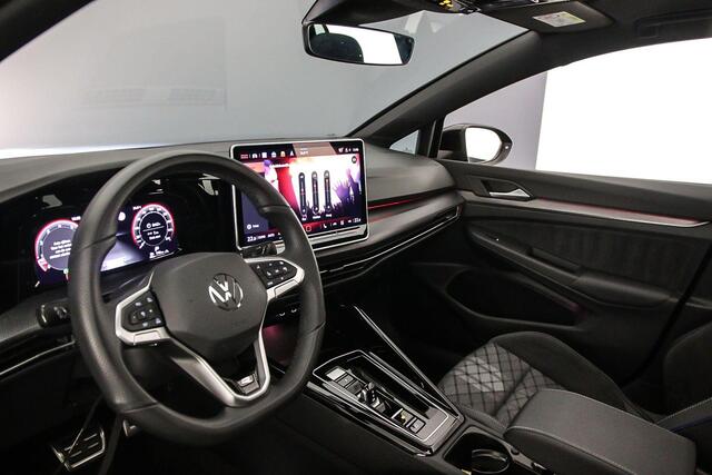 Volkswagen GOLF Variant R-Line Edition 1.5 eTSI 150pk DSG Automaat Trekhaak, Panoramadak, LED matrix koplampen, Adaptive cruise control, Achteruitrijcamera, Navigatie