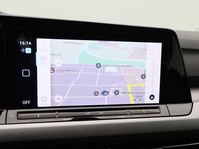 Volkswagen GOLF 1.0 eTSi 110 Pk Automaat Life | Adaptive Cruise Control | Climate Control | Parkeersensoren | Navigatie | Carplay | 68.916 Km!!