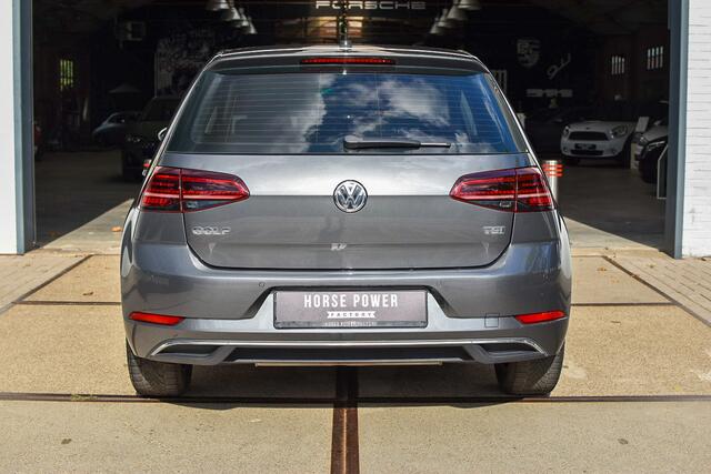 Volkswagen GOLF 1.0 TSI Comfortline *Pano | Digital Dash | LED | Blindspot | ACC | Navi | Stoelverwarming | Achteruitrijcamera | Apple Carplay*