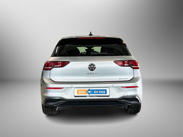 Volkswagen GOLF 1.5 204pk eHybrid Life Edition Comfort Pakket / Stoel Verwarming / Park Pakket