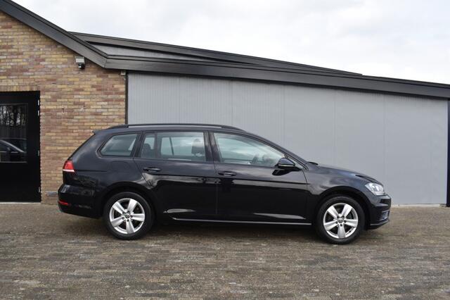 Volkswagen GOLF 1.0 TSI Comfortline, Navi, PDC, AUT