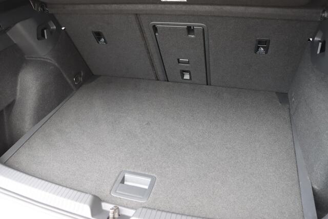 Volkswagen GOLF GTI 2.0 TSI Clubsport 300pk DSG7