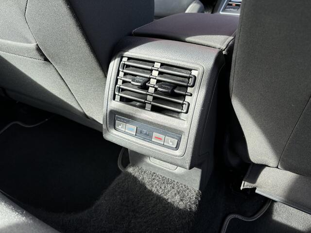 Volkswagen GOLF 1.5 eTSI 150PK 1st Edition Style AUTOMAAT / PANORAMADAK / FULL LED / SFEER / STOELVERW / NAVI / CARPLAY / DAB+ / ACC / NL-AUTO