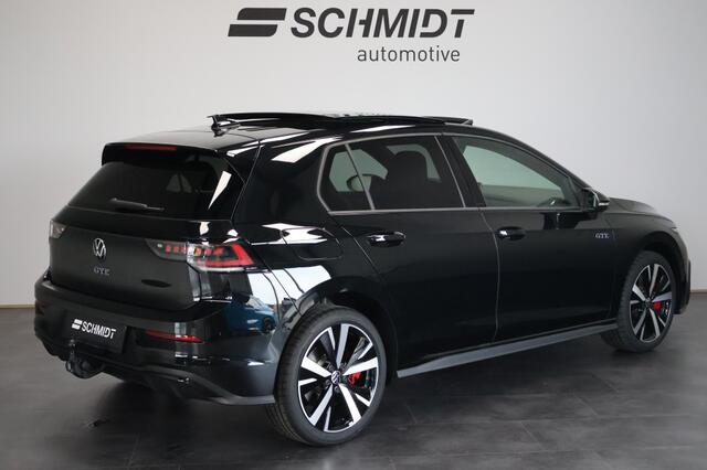 Volkswagen GOLF 1.5 eHybrid GTE 272pk | Panoramadak | Matrix | Trekhaak elektr.